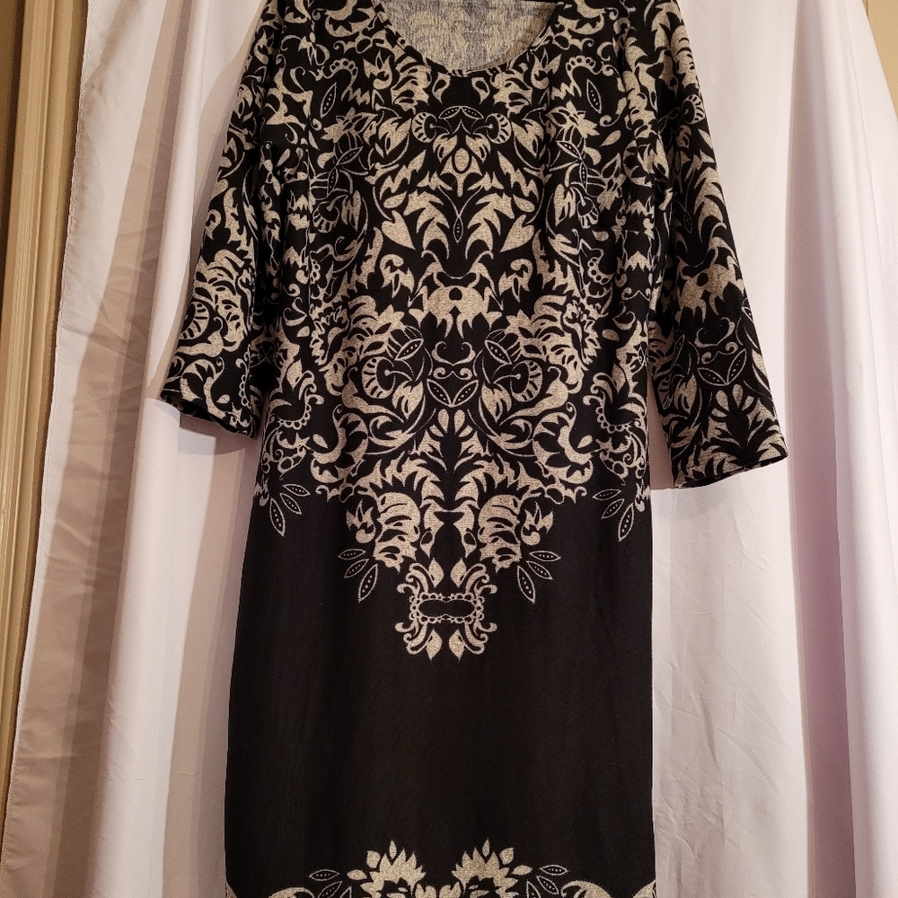 Dress - Picture 3 of 7